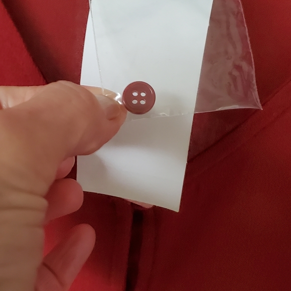 Freshman rosewood colored front tie top - Picture 7 of 9